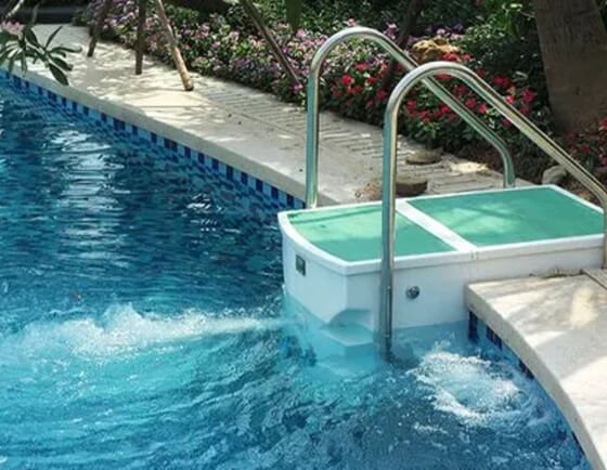 Pipeless Swimming Pool